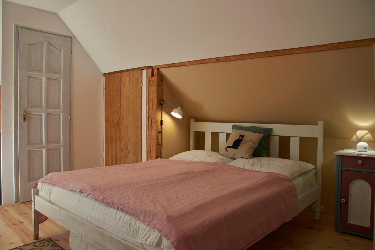 Egkoris Vendeghaz Hotel Bakonyszucs Buitenkant foto