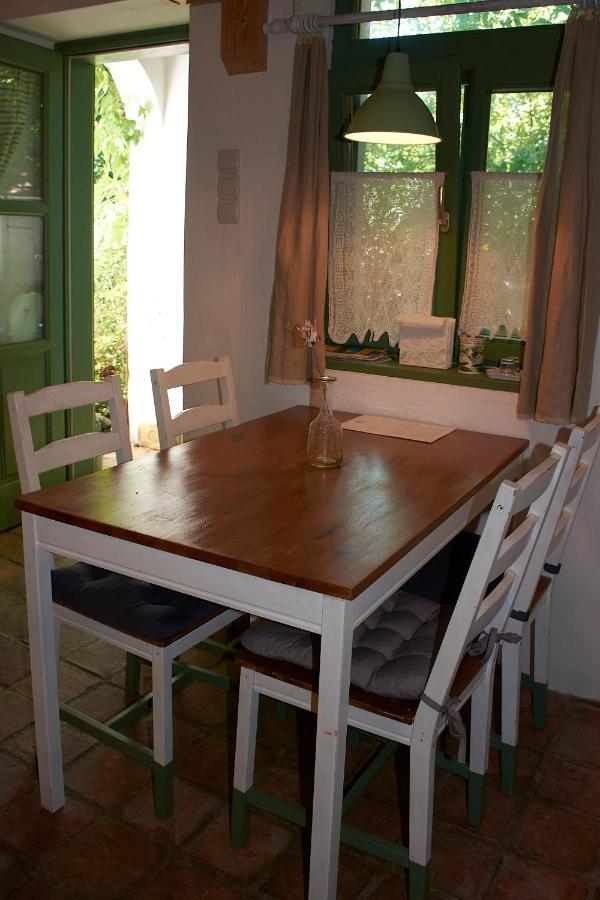 Egkoris Vendeghaz Hotel Bakonyszucs Buitenkant foto